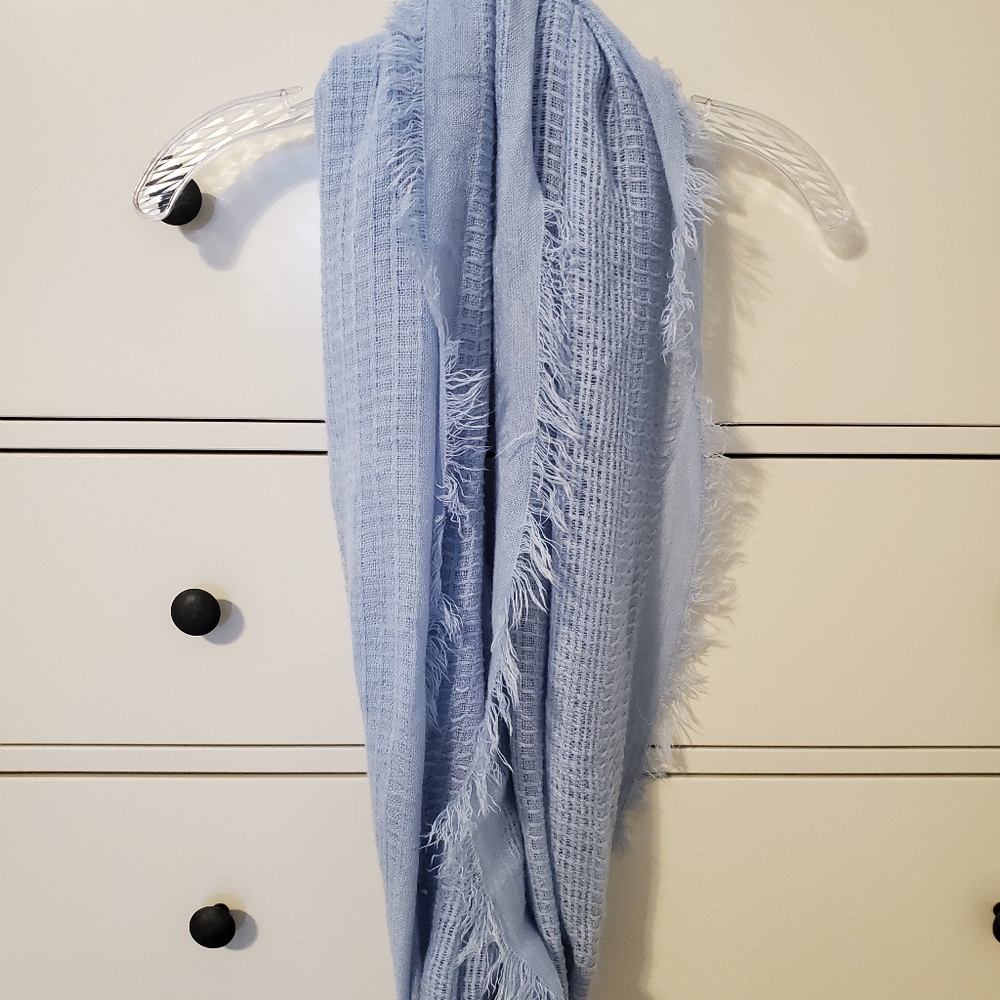 Light Blue Circle Scarf